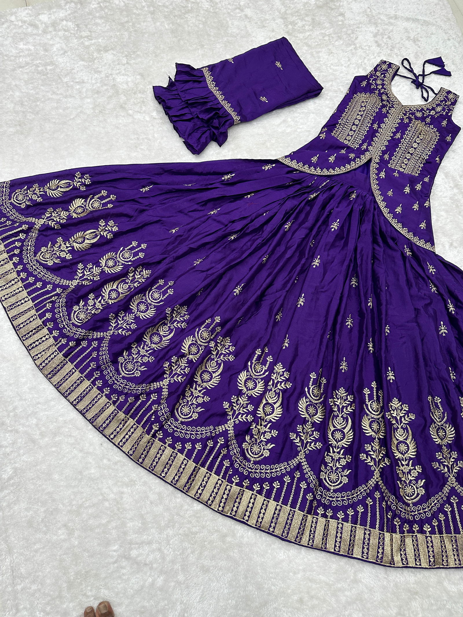 Ram 002 By Pc Heavy Chinon Wedding Wear Crop Top Readymade Suits Wholesalers In Delhi